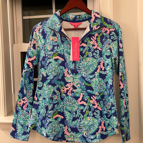 Lilly Pulitzer Skipper popover UPF 50+ - Picture 3 of 3